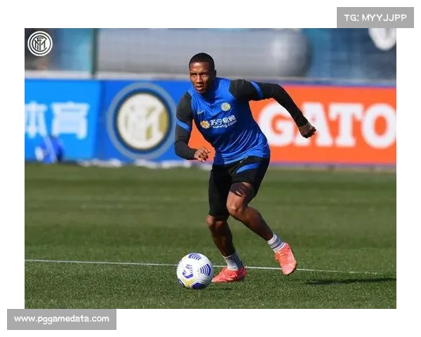 球员积极备战总决赛，适应都灵室内硬地球场